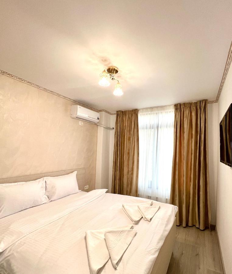 בוקרשט Hotel Marina 2 מראה חיצוני תמונה