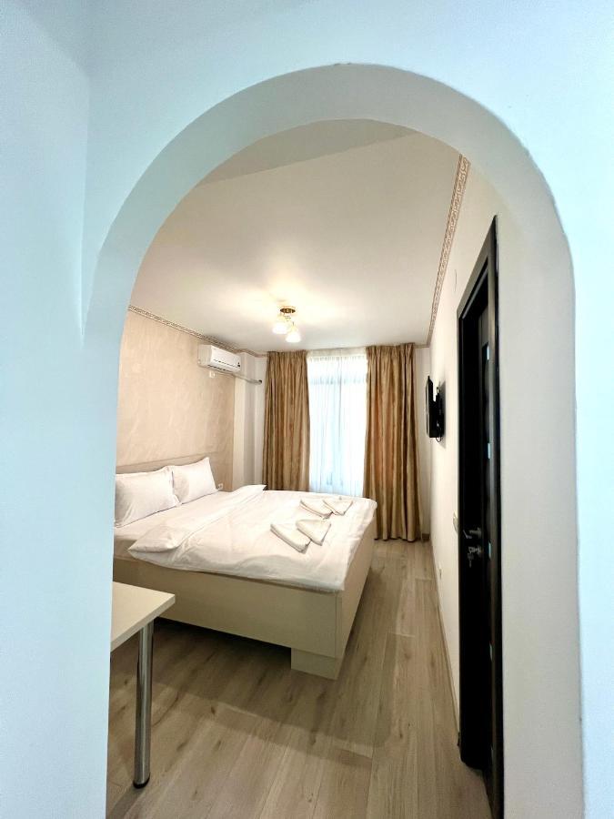 בוקרשט Hotel Marina 2 מראה חיצוני תמונה