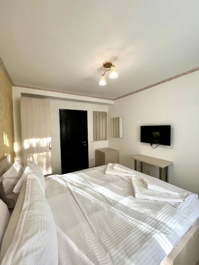 בוקרשט Hotel Marina 2 מראה חיצוני תמונה