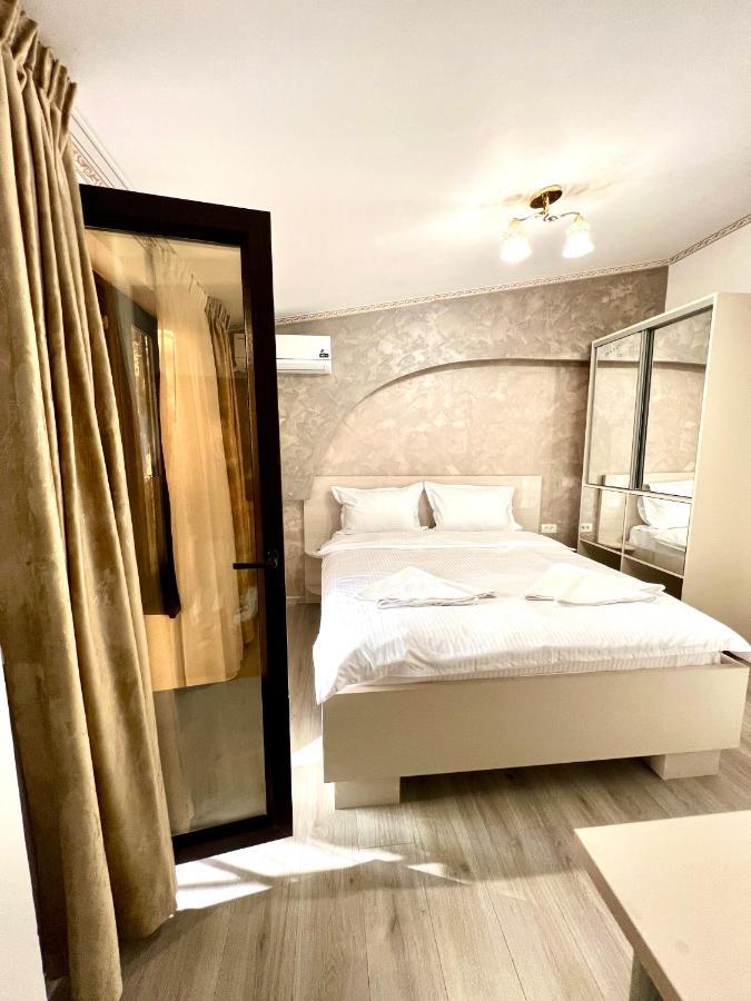 בוקרשט Hotel Marina 2 מראה חיצוני תמונה