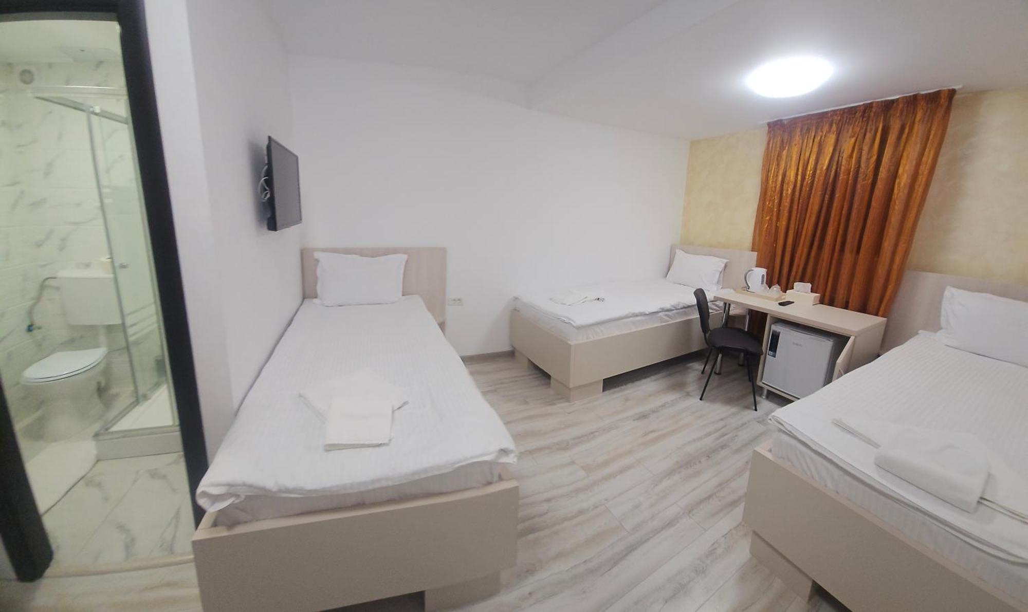 בוקרשט Hotel Marina 2 מראה חיצוני תמונה